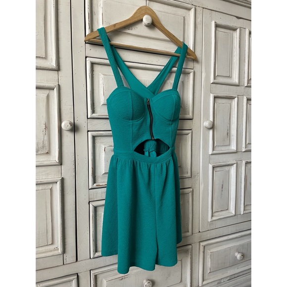 Romper - Picture 3 of 6